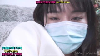 00后初次穿制服被内