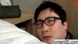 高H黄暴NP辣H一女多男奶子好爽，乳交到射精【看简 介内有约炮渠道】