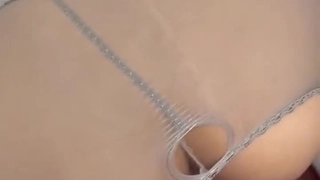 一杯奶茶就能把黑絲學妹騙上床狠狠的操她