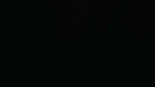 爆裂魔女射完以后，她满意的笑了~！【看简 介同城免费约炮】
