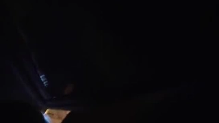 身材不错的少妇给小哥吃了鸡巴舔蛋蛋好骚，让小哥站着揉奶子玩逼，抗腿爆草抽插