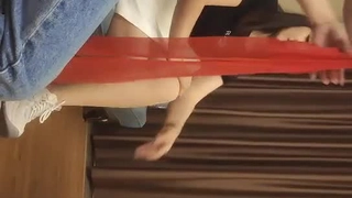 风流哥和漂亮餐厅服务员酒店开房自备情趣内衣口爆完再啪啪被干到大叫不要停