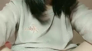 帕梅拉·莫里森被大鸡巴狠狠地操她的阴道